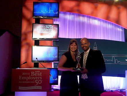 DB Services erhält den "Best Employer for Workers over 50" - Award DB Services erhält den "Best Employer for Workers over 50" - Award